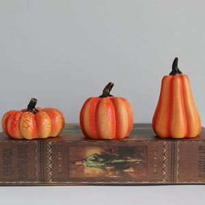New Halloween Pumpkin Lantern Simulation Pumpkin LED Candle Lamp Resin Luminous Pumpkin.